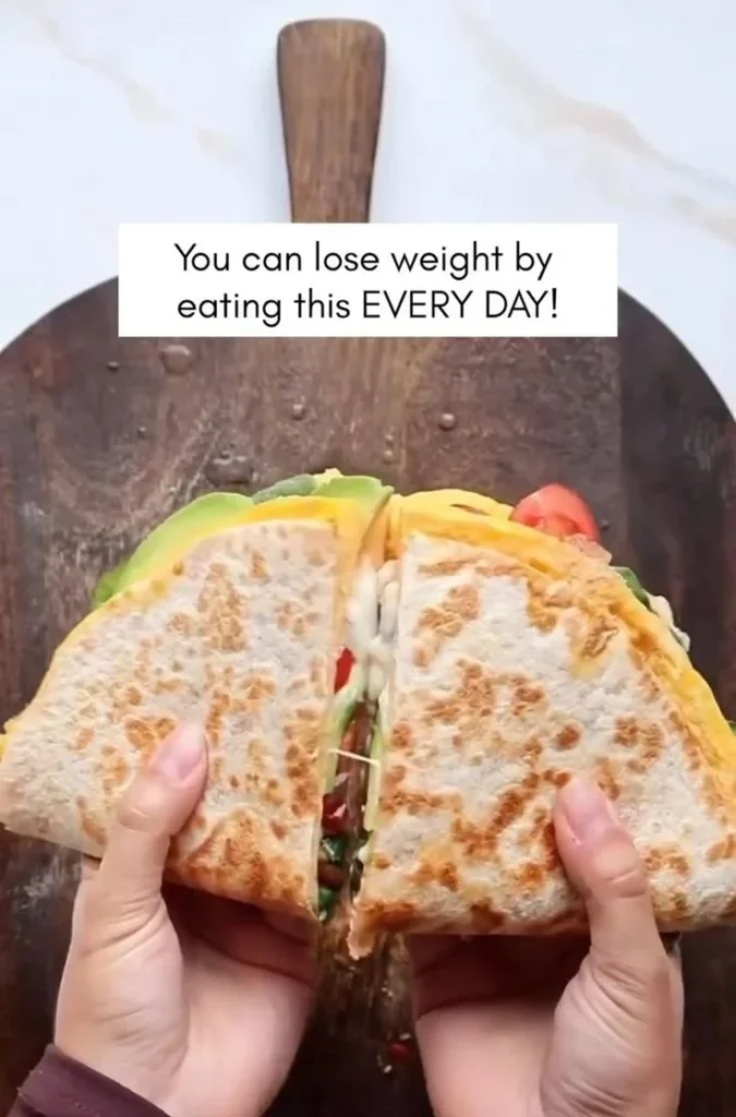 Delicious Keto Breakfast Wrap filled with fresh ingredients and low-carb options.