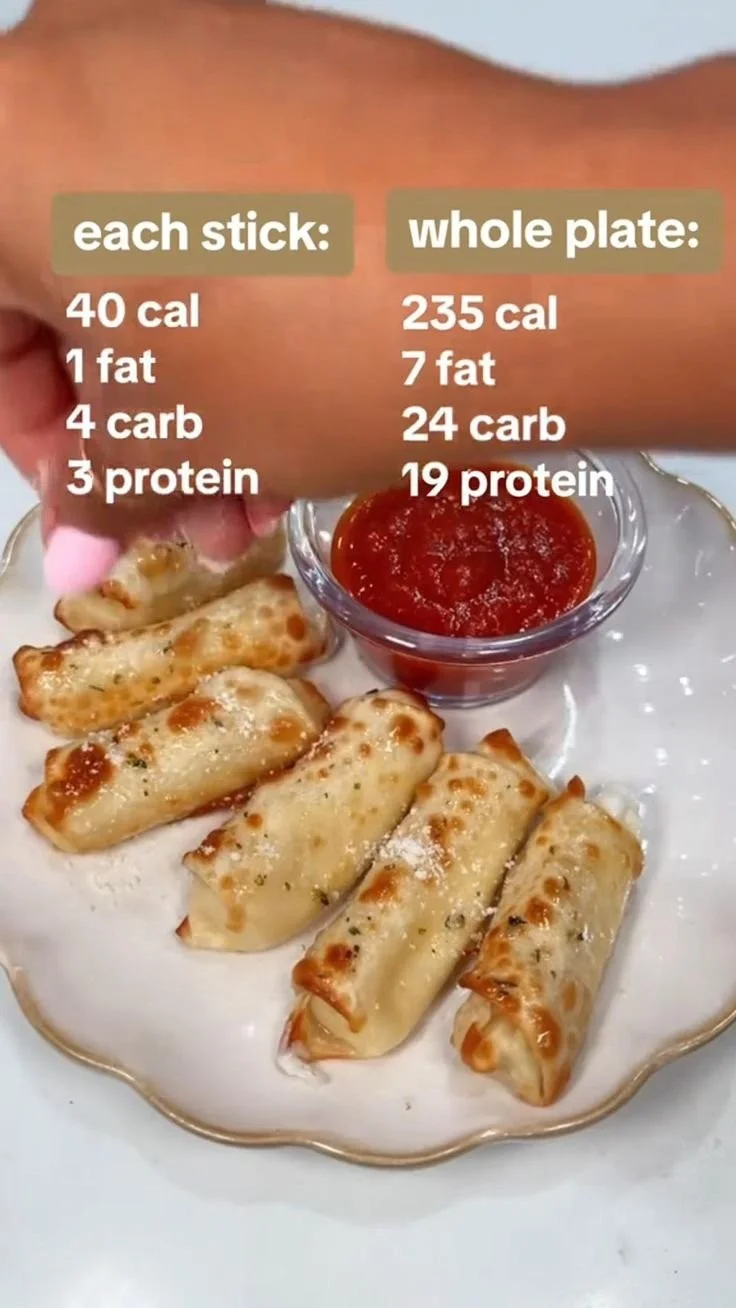Low-Cal Mozzarella Sticks: A Guilt-Free Indulgence 4 Low-Cal Mozzarella Sticks: A Guilt-Free Indulgence