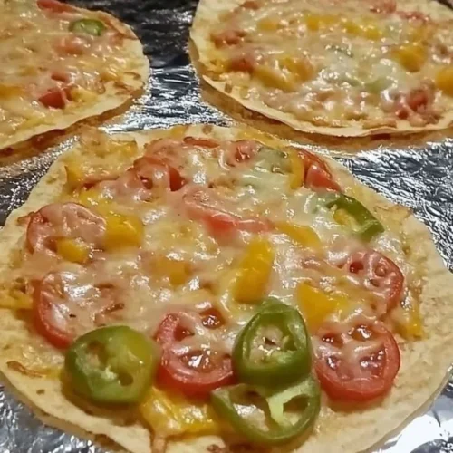 Easy keto recipes including homemade pizza for low-carb meals.