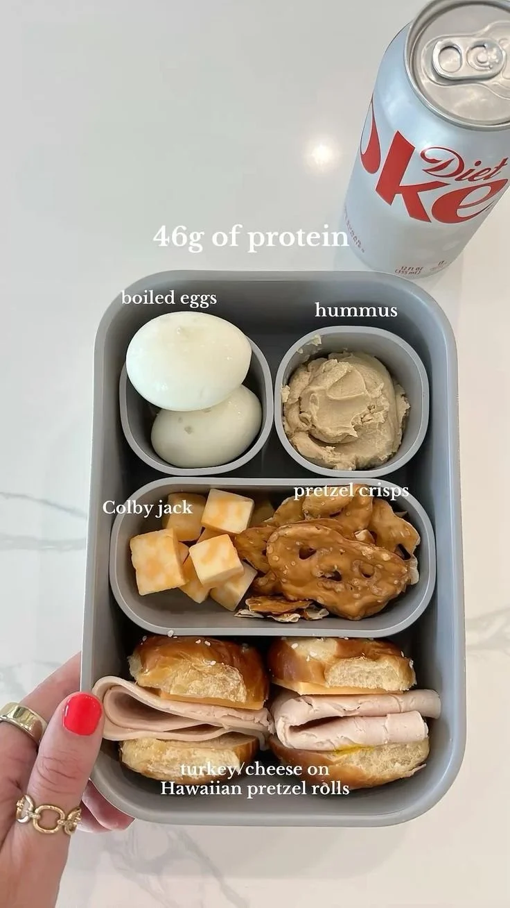 Budget recipes and meal planning ideas for easy and affordable lunches.