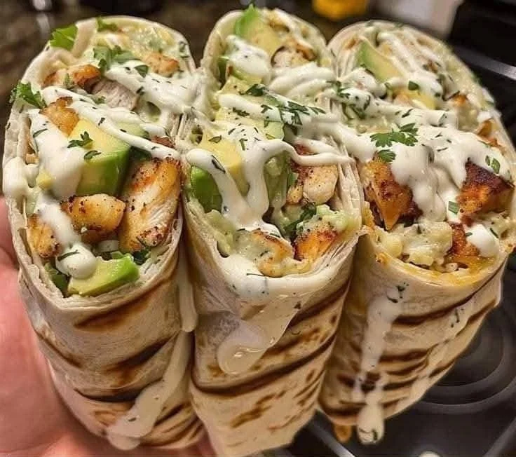 Healthy avocado wrap recipe for muscle gain and meal prep