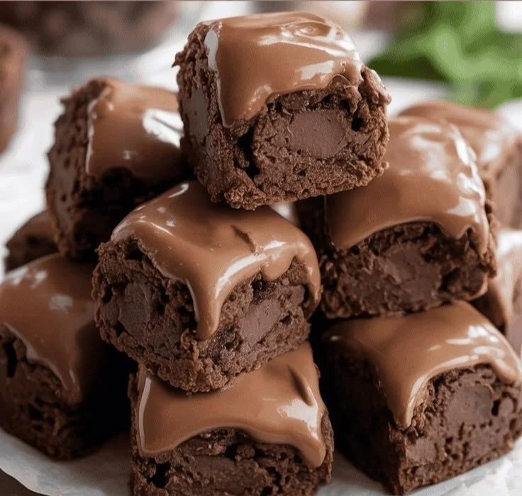 No-bake cottage cheese brownie bites topped with chocolate and nuts